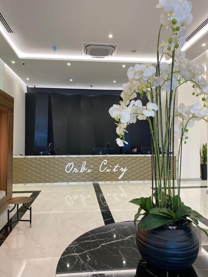 Orbi Sea View Apartment *