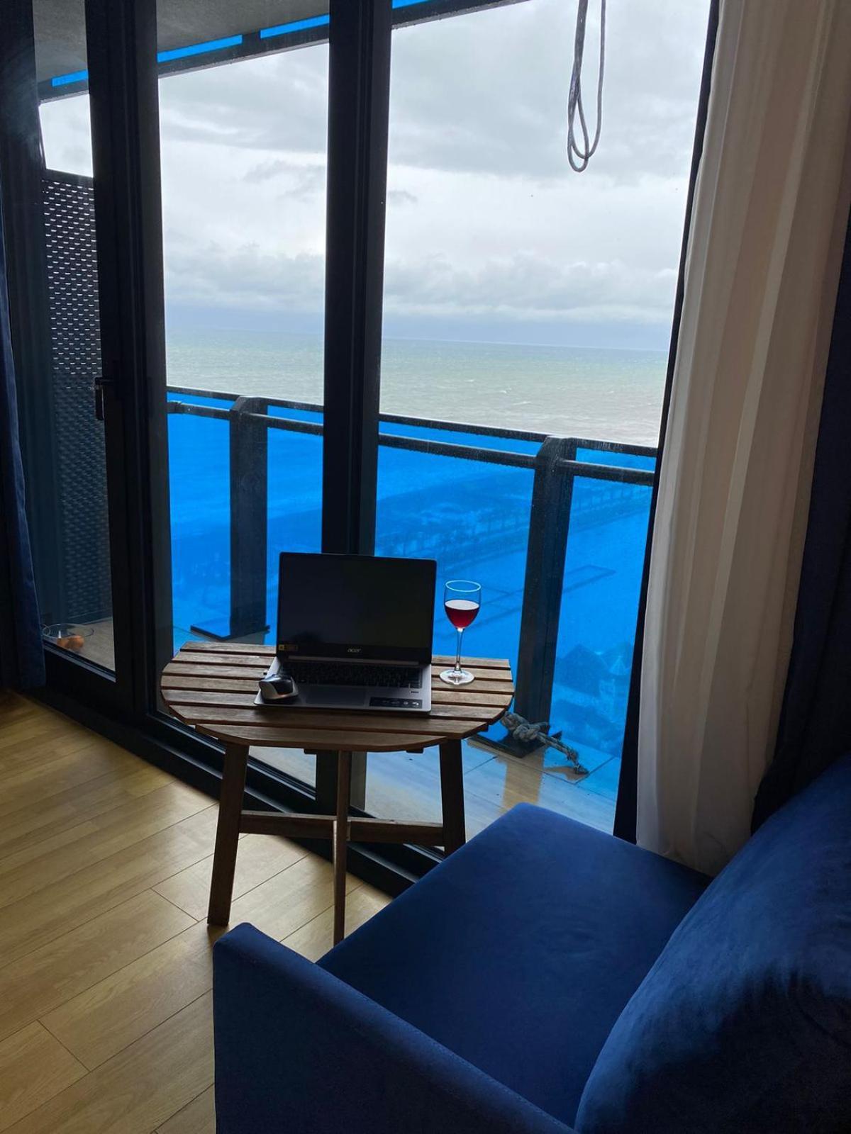 Apartment Orbi Sea View *